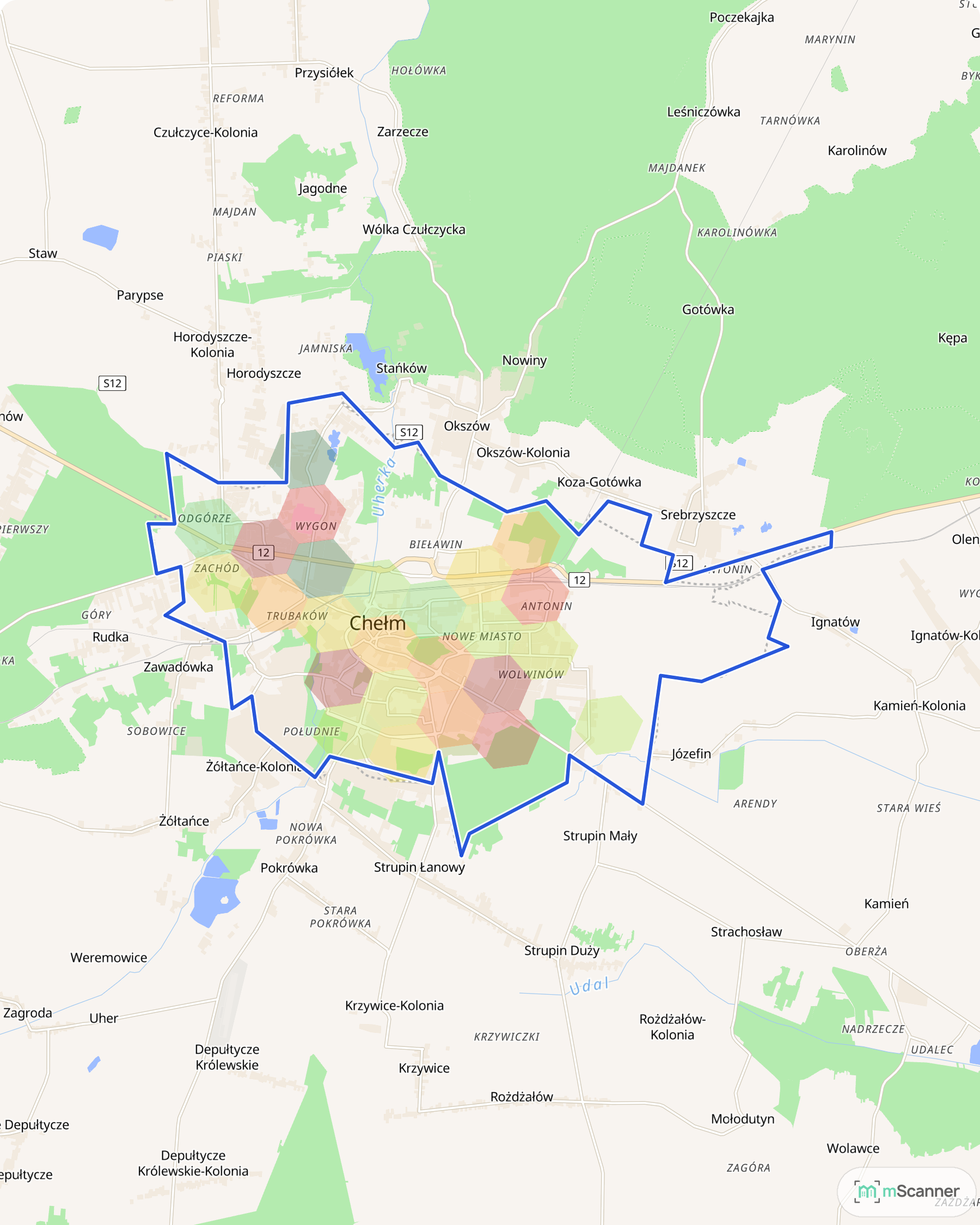Mapa cen transakcyjnych mieszkań w Chełmie, z niebieskim obrysem granic miasta i kolorowymi polami cen rozłożonymi wokół centrum.