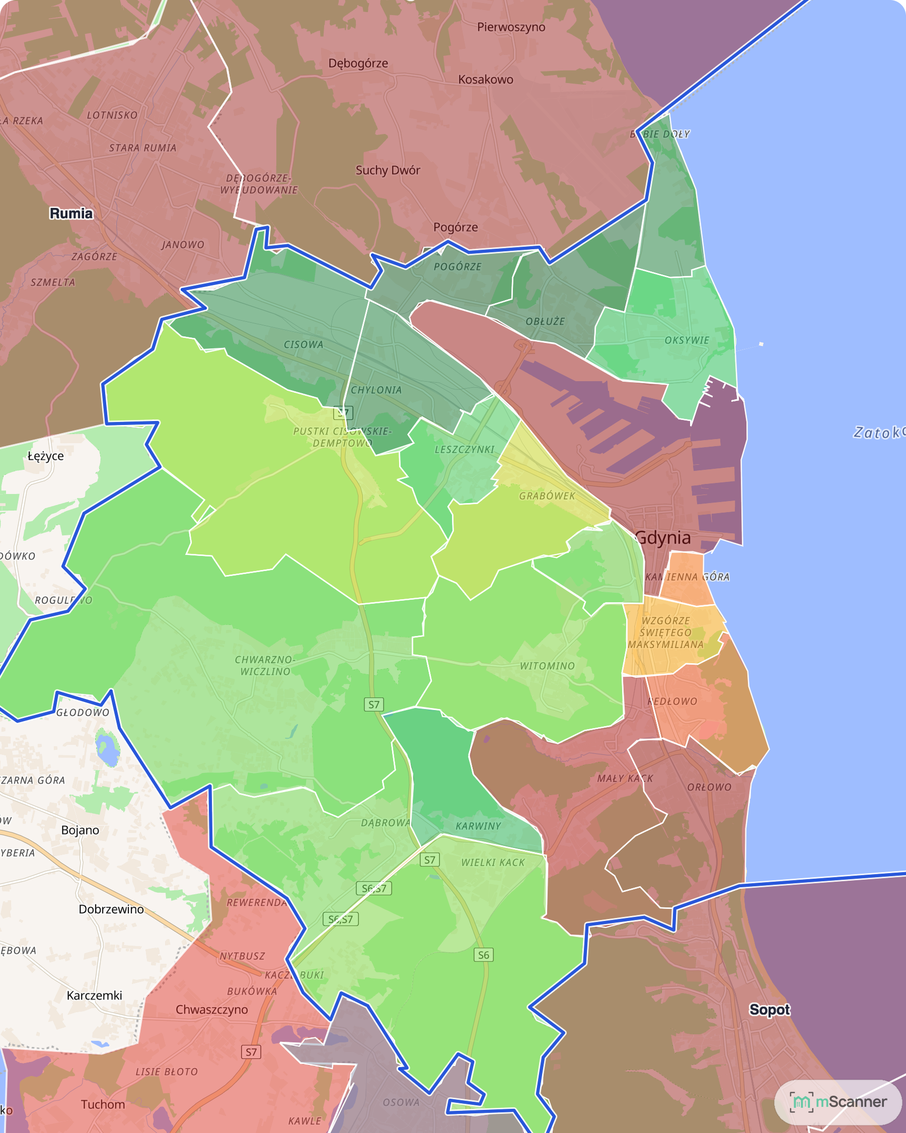 Mapa Gdyni z niebieską granicą administracyjną miasta i dzielnicami pokolorowanymi według mediany ceny transakcyjnej, z ciemniejszymi odcieniami wzdłuż wybrzeża i jaśniejszymi na zachodzie, z Rumią, Kosakowem i Sopotem w tle