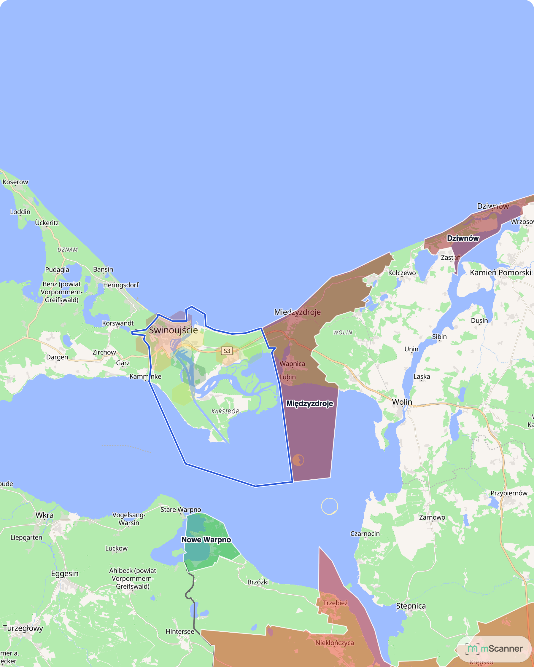 Mapa cen transakcyjnych mieszkań w Świnoujściu, Międzyzdrojach i Dziwnowie, z niebieskim obrysem granic i kolorowanymi obszarami cen.