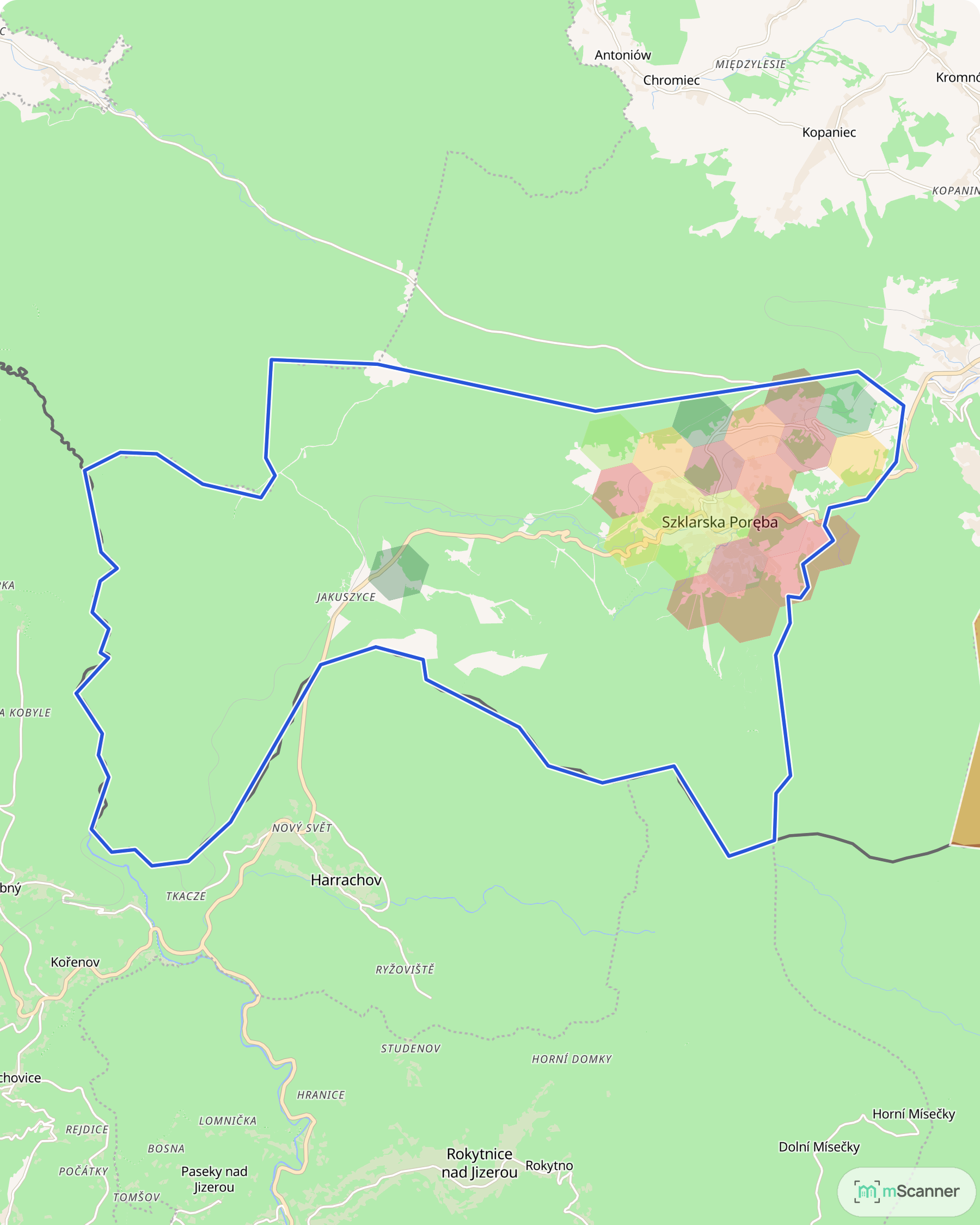 Mapa cen transakcyjnych mieszkań w Szklarskiej Porębie, z niebieskim obrysem granic i kolorowanymi obszarami cen.